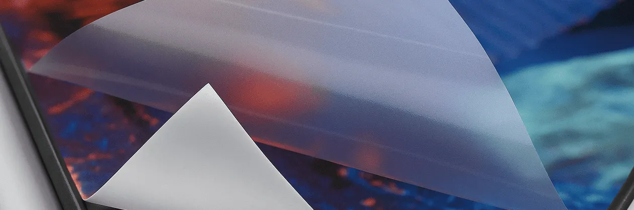 Невидимый щит вашей графики: зачем нужен ORAGUARD для пленок ORAJET?